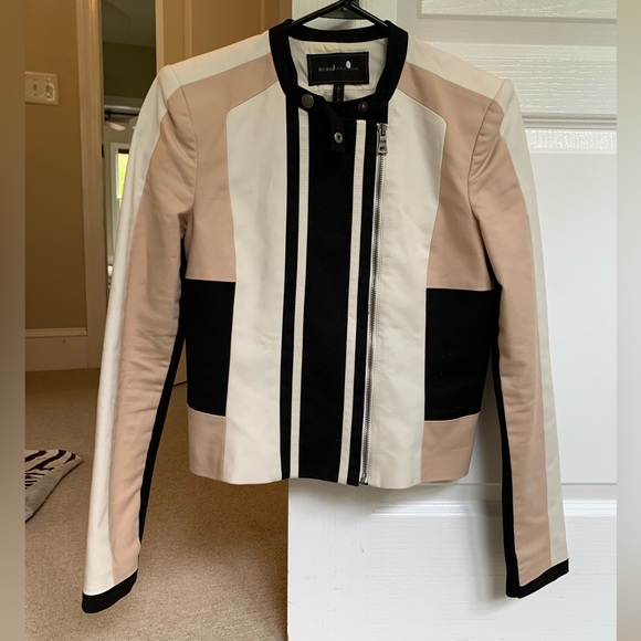 BCBGMaxAzria Jackets & Blazers - SOLD Beautiful BCBGMAZARIA color block jacket!